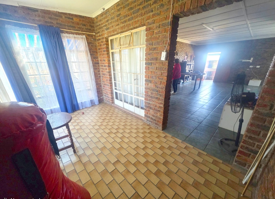 2 Bedroom Property for Sale in Oranjeville Free State